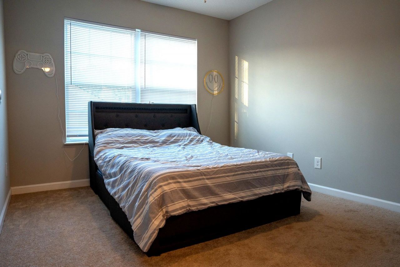 2039 Chadbury Ln. Photo 31