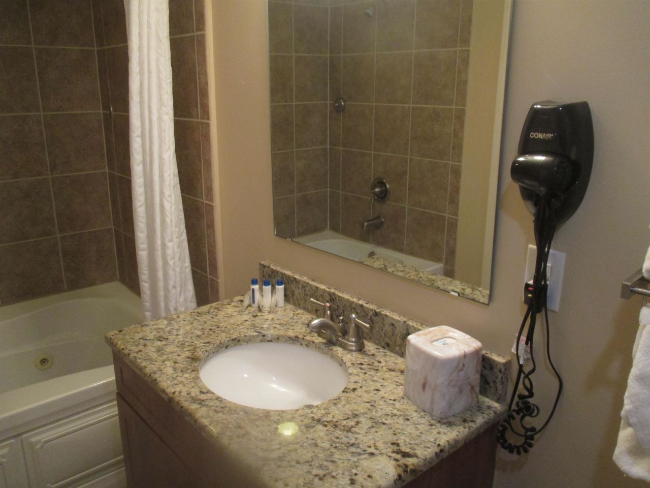 2100 N Ocean Blvd. Photo 11