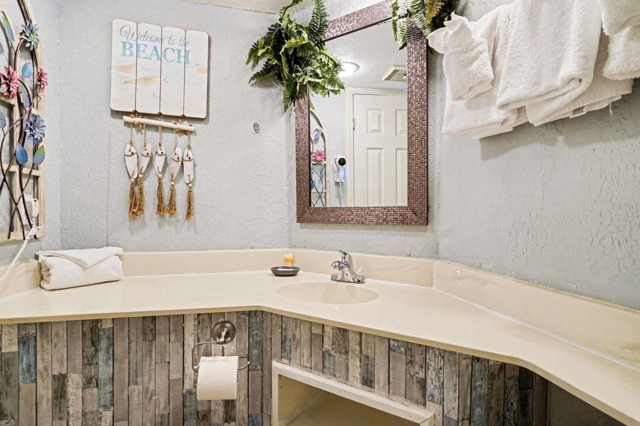 2406 N Ocean Blvd.  Photo 14