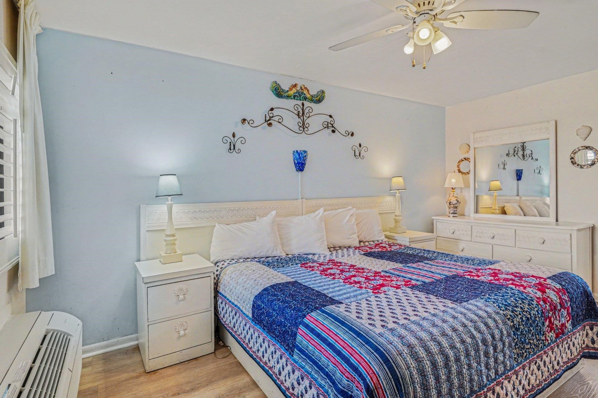 2406 N Ocean Blvd.  Photo 11