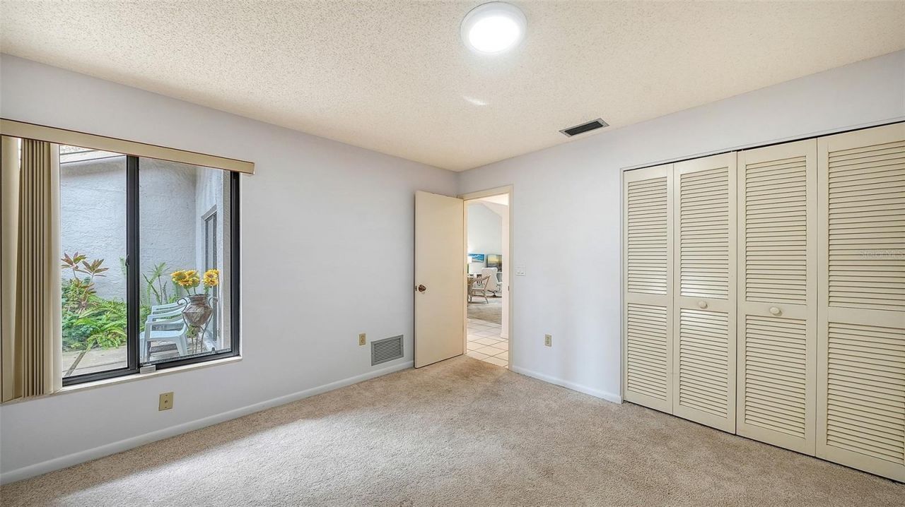 4557 Kingsmere, Unit 23, Sarasota, FL 34235 Photo