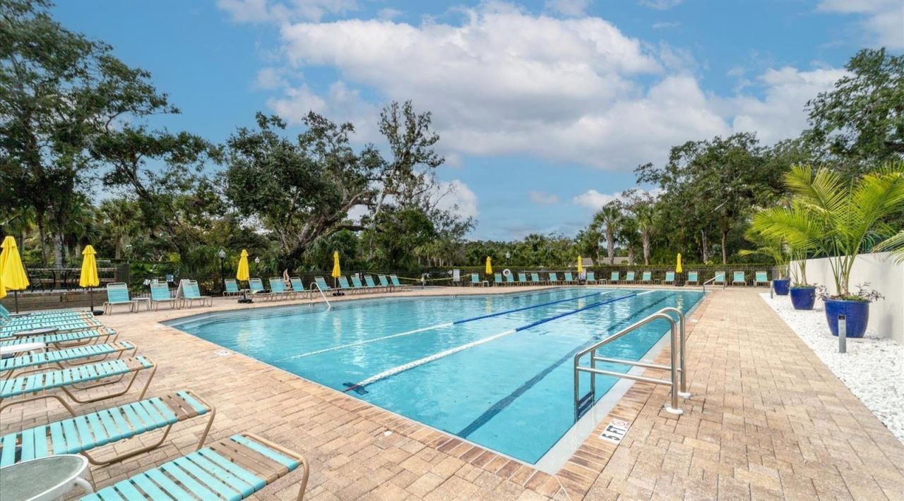 4557 Kingsmere , Unit 23, Sarasota, FL 34235 Photo