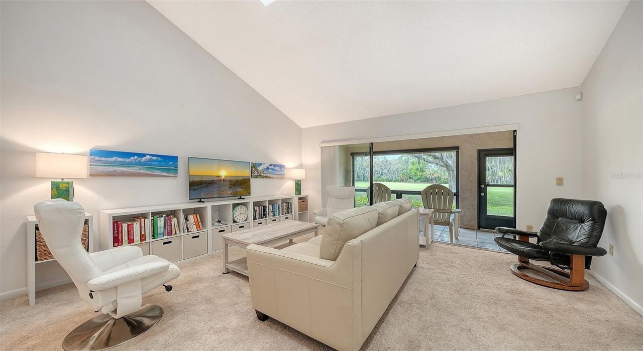 4557 Kingsmere , Unit 23, Sarasota, FL 34235 Photo