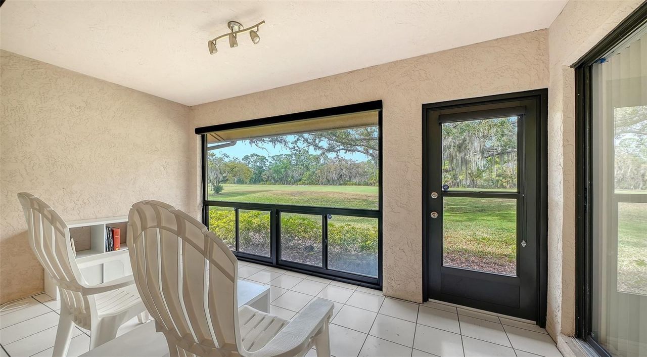 4557 Kingsmere , Unit 23, Sarasota, FL 34235 Photo