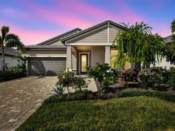 17744 SAVORY MIST CIRCLE , LAKEWOOD RANCH, FL 34211