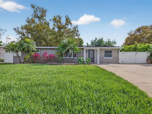 2846 HUNTINGTON DRIVE, LARGO, FL 33771