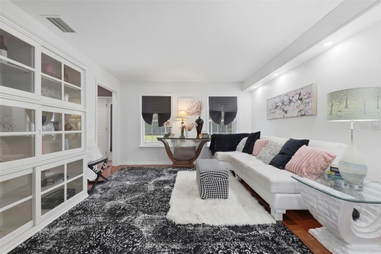 4720 Nebraska Avenue , Sanford, FL 32771 Photo