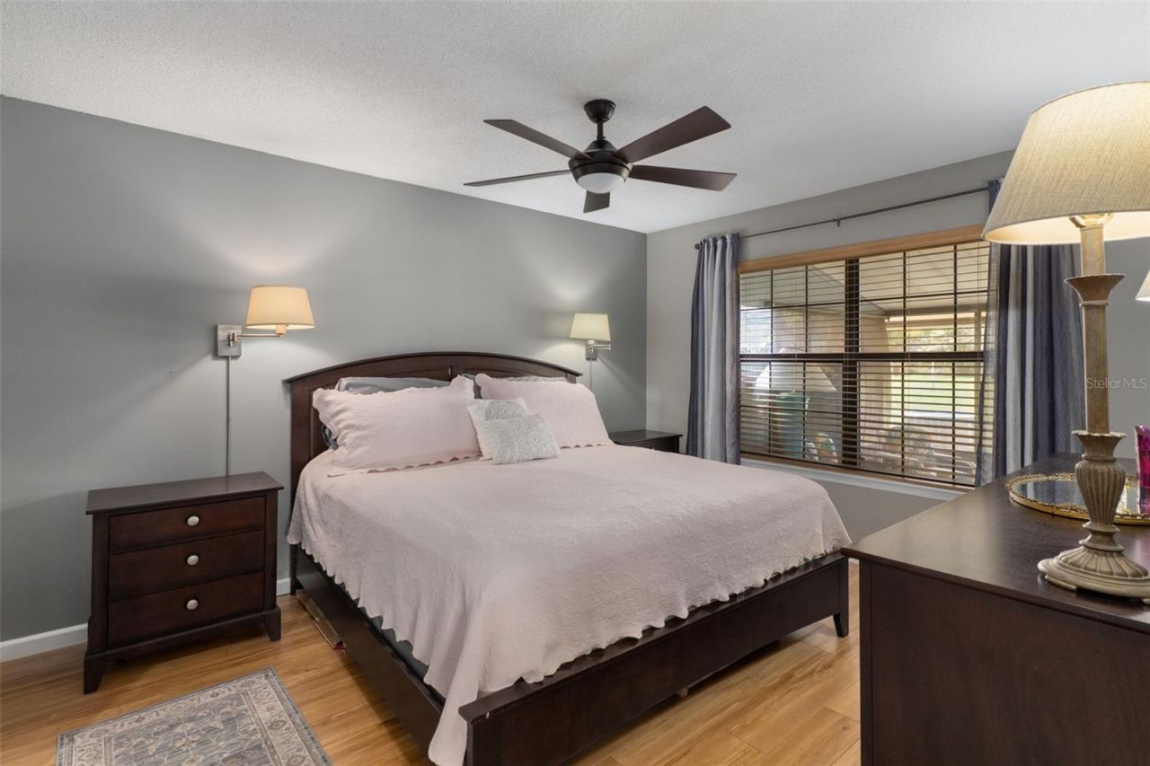 35120 Whispering Oaks Boulevard , Dade City, FL 33523 Photo