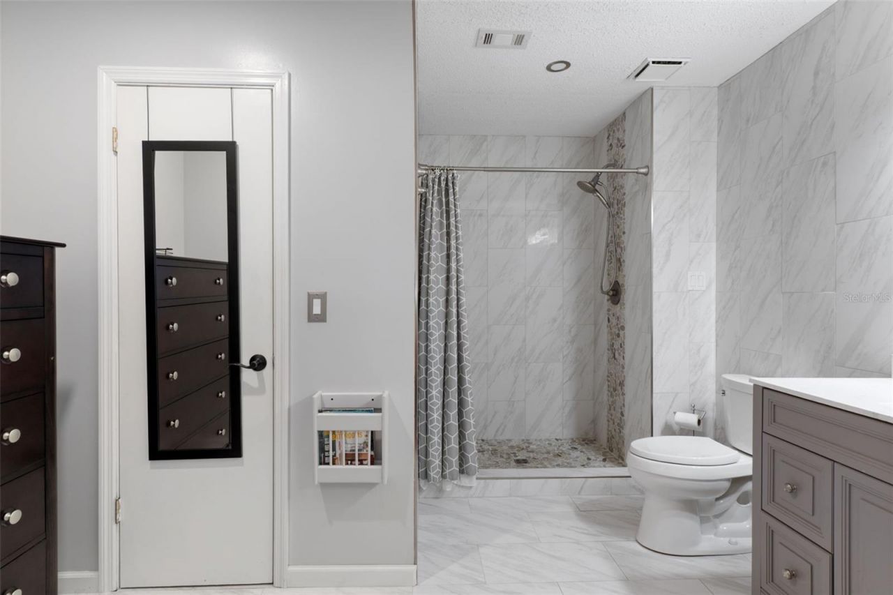 35120 Whispering Oaks Boulevard , Dade City, FL 33523 Photo