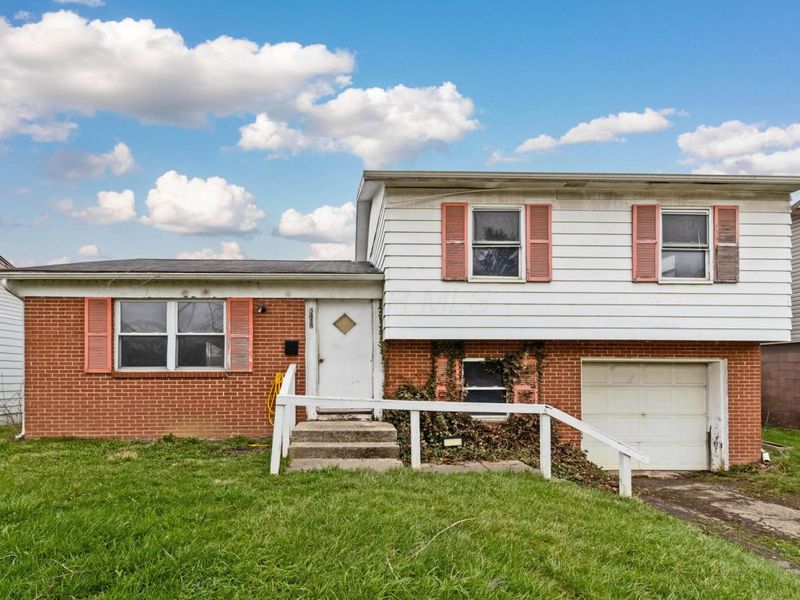 3415 Southfield Drive E, Columbus, OH 43207 Photo 1