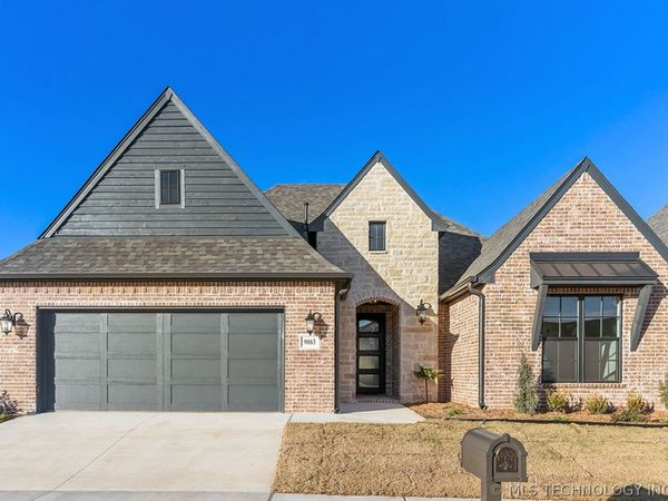 9063 E 62nd Court S, Tulsa, OK 74133