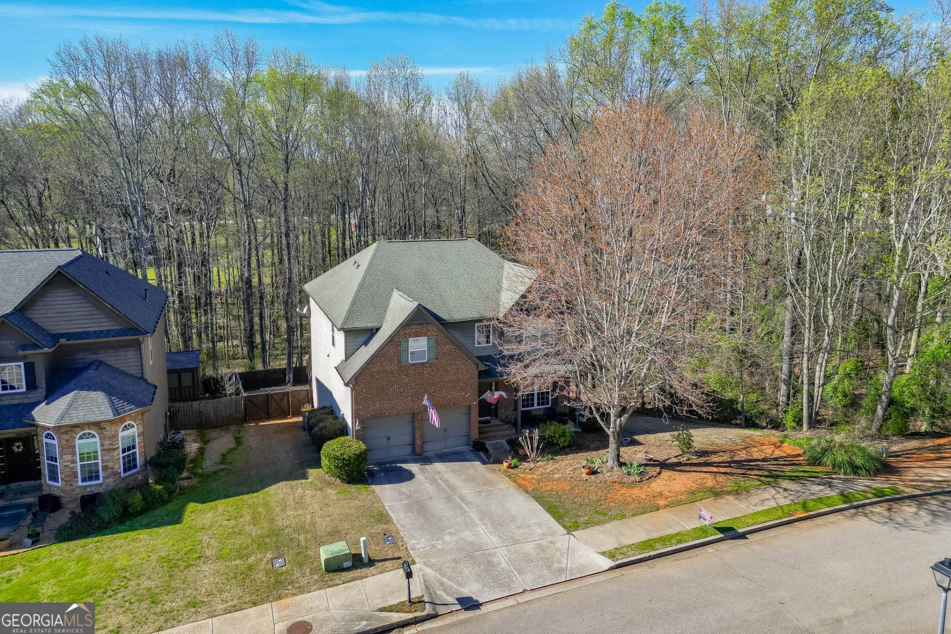 810 Liberty Bell Run, Hoschton, GA 30548 Main Photo