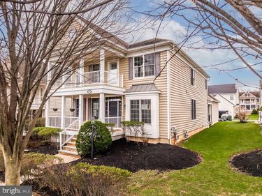406 DORNISHWOOD PLACE, CHALFONT, PA 18914
