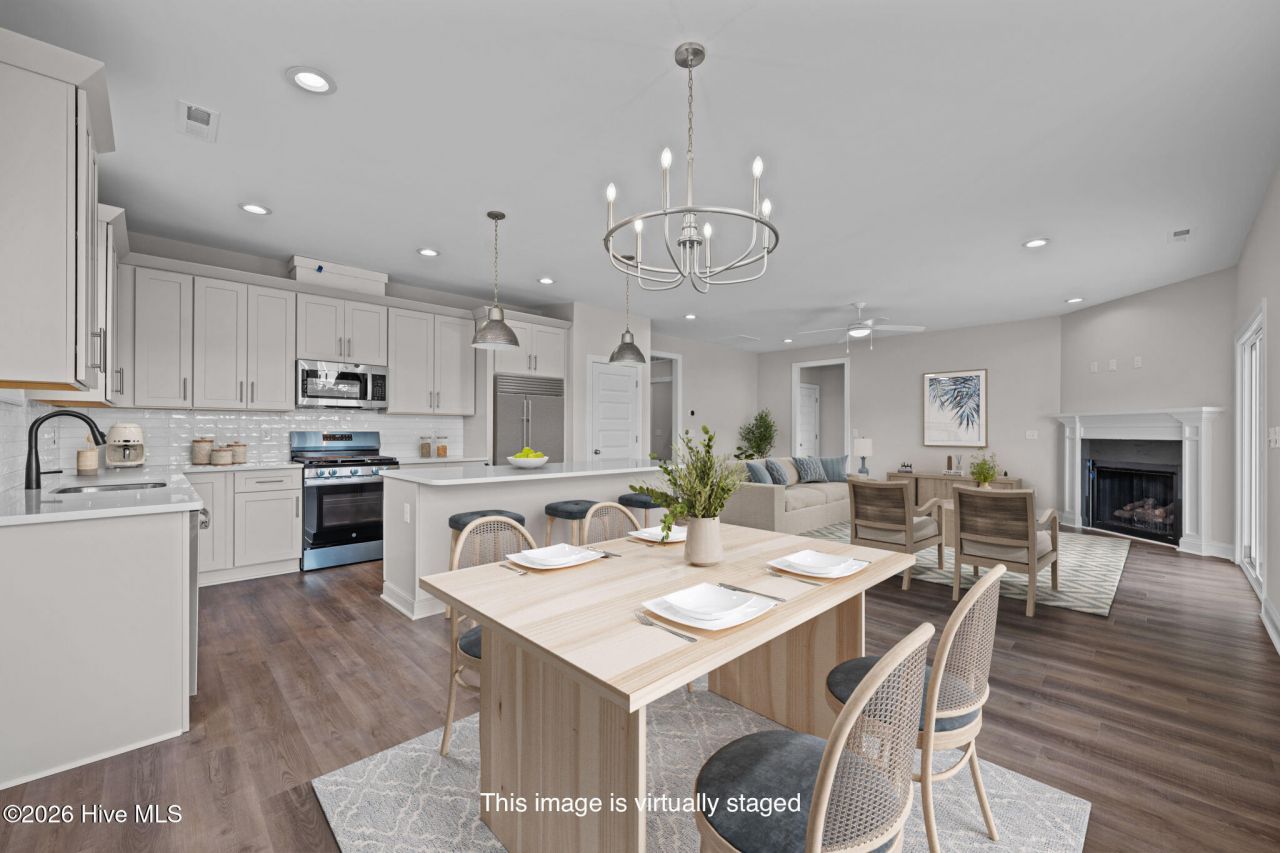 1004 Exeter Place, New Bern, NC 28562 Main Photo