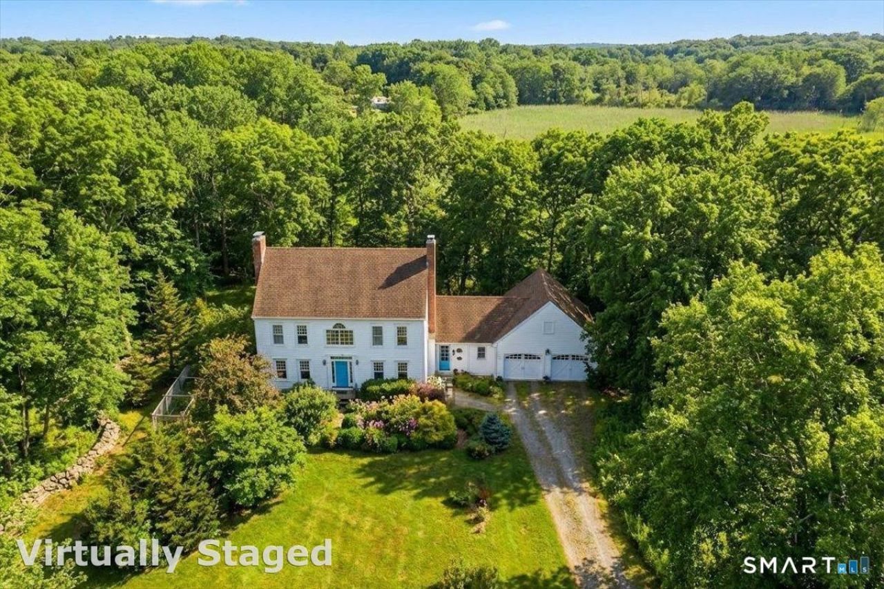 17 Colonial, Killingworth, CT 06419 Main Photo