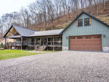 714 Grassy Branch, Pikeville, KY 41501