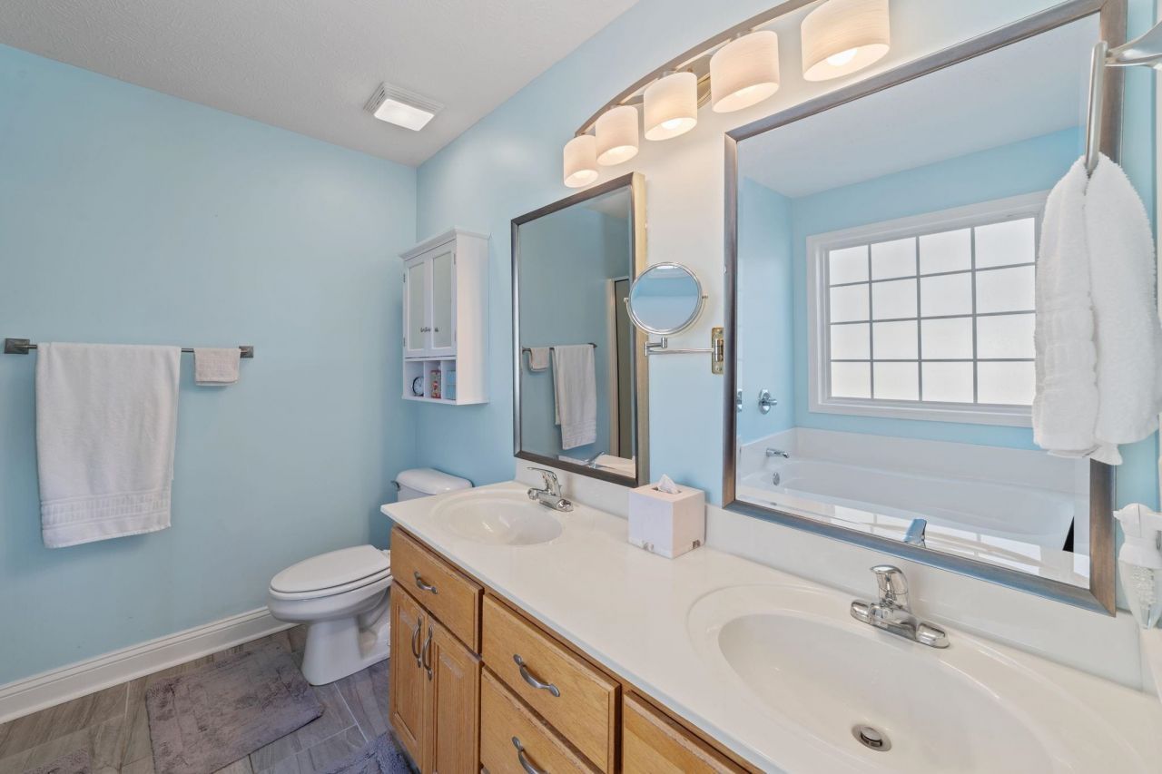 1508 Odiham Pl. Photo 14