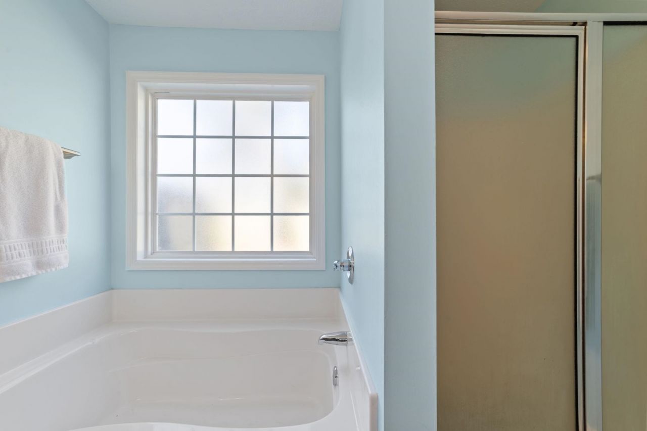 1508 Odiham Pl. Photo 16