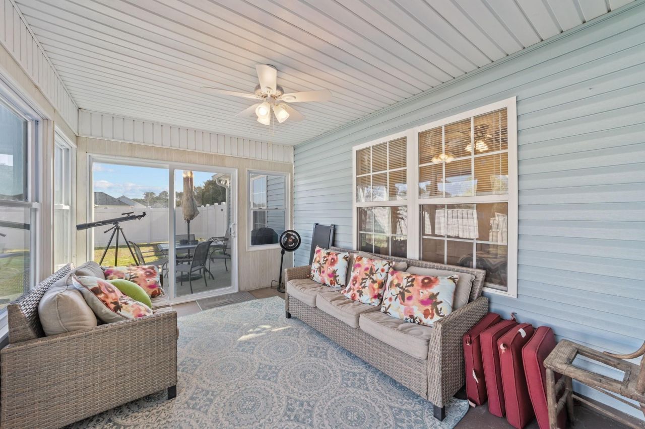 1508 Odiham Pl. Photo 20