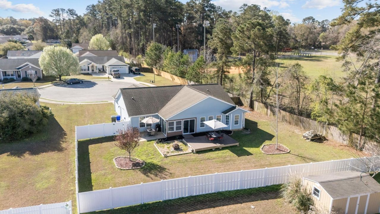 1508 Odiham Pl. Photo 23