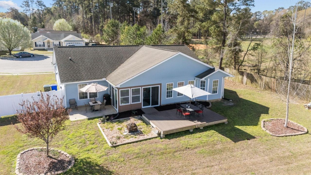 1508 Odiham Pl. Photo 24