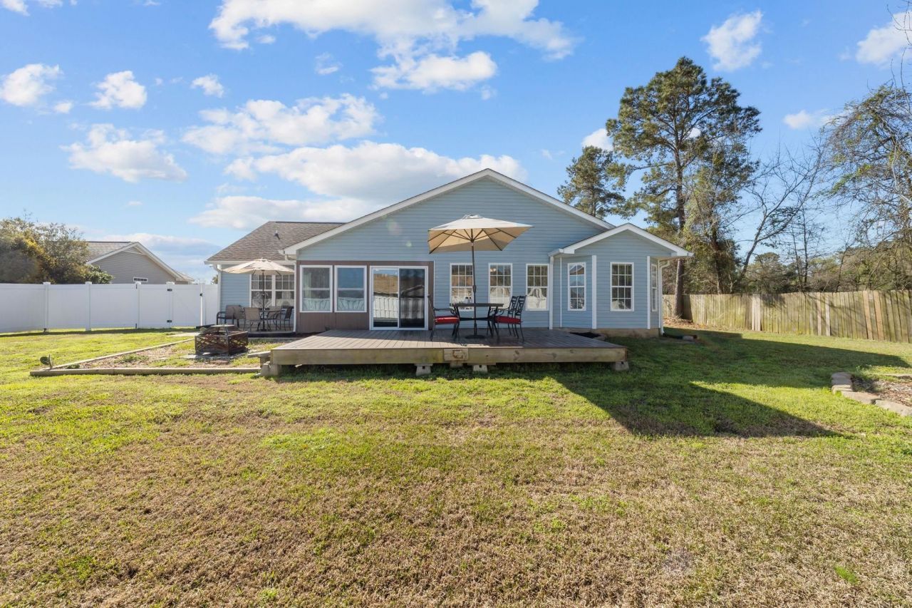 1508 Odiham Pl. Photo 28