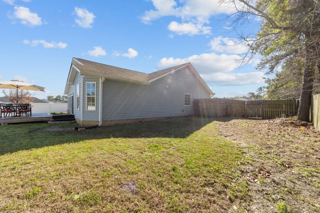 1508 Odiham Pl. Photo 30