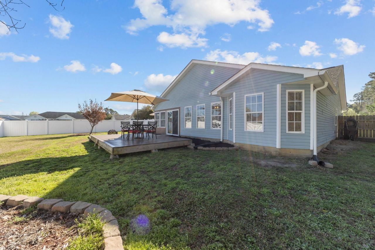 1508 Odiham Pl. Photo 31