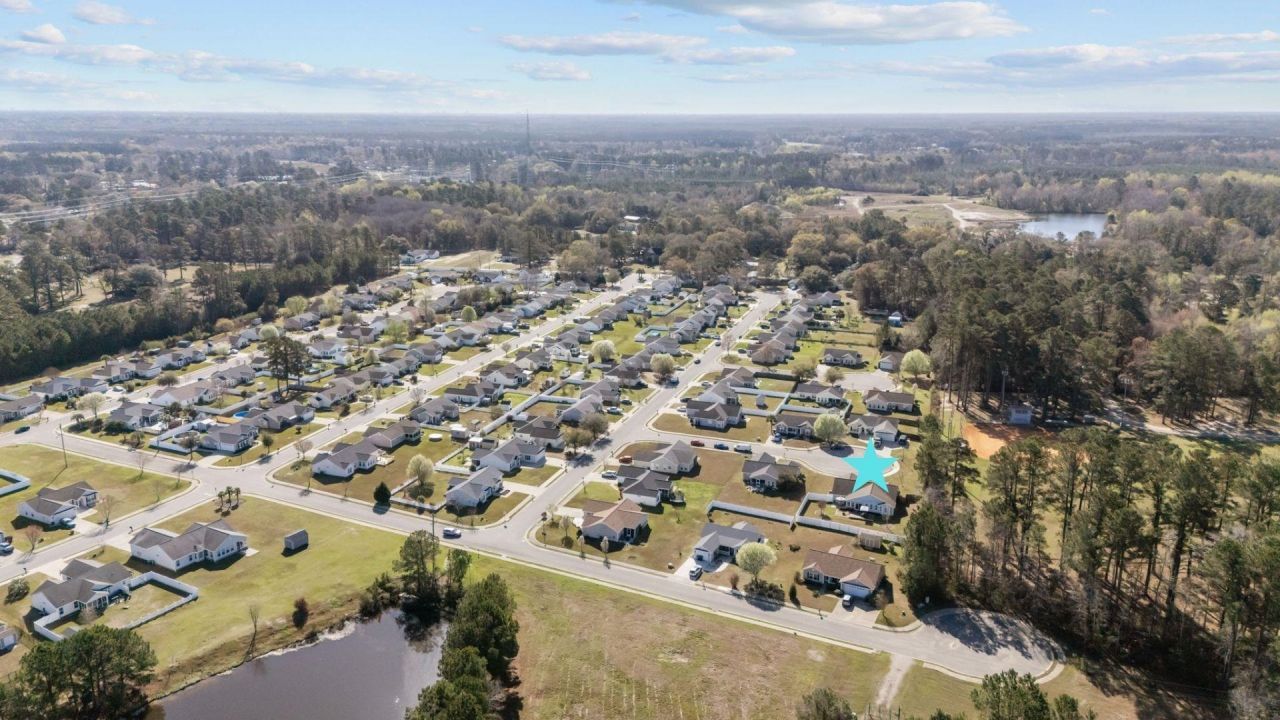 1508 Odiham Pl. Photo 35