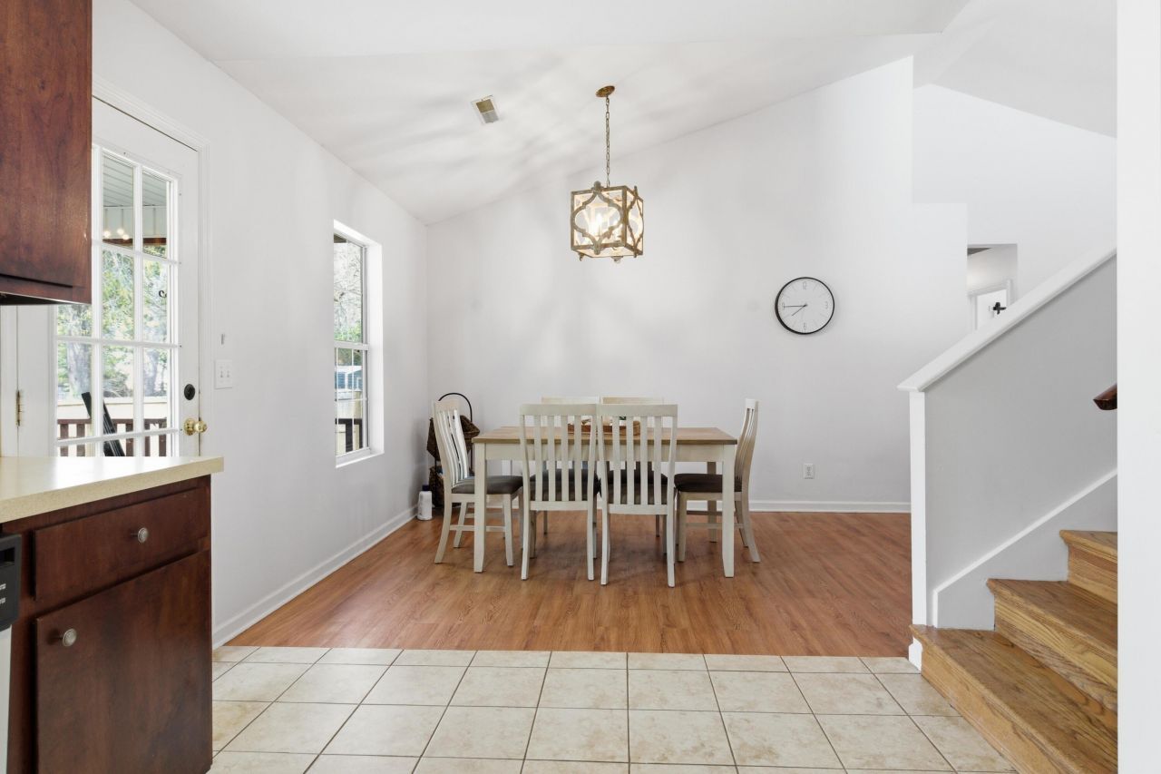 121 Apache Drive Photo 12