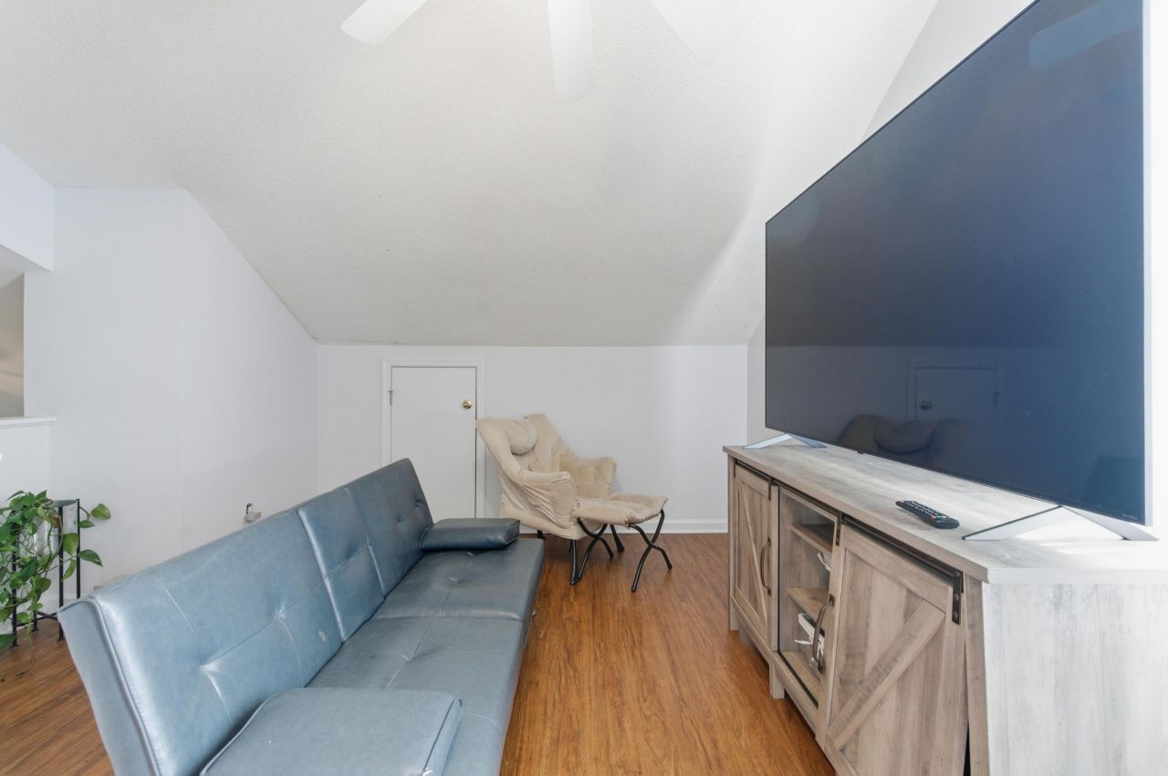 121 Apache Drive Photo 21