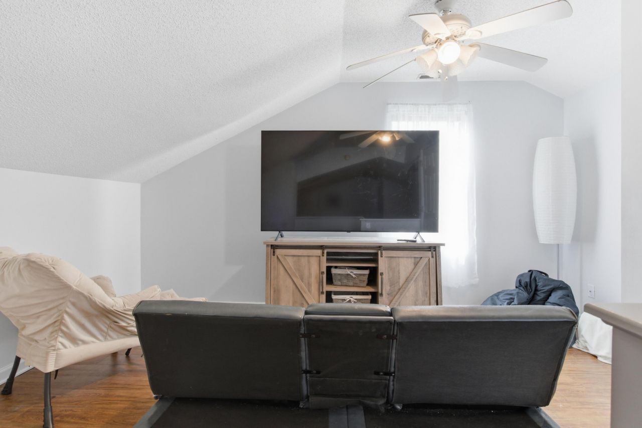 121 Apache Drive Photo 44