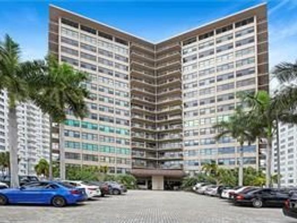 3800 Galt Ocean Drive, Unit 1511, Fort Lauderdale, FL 33308