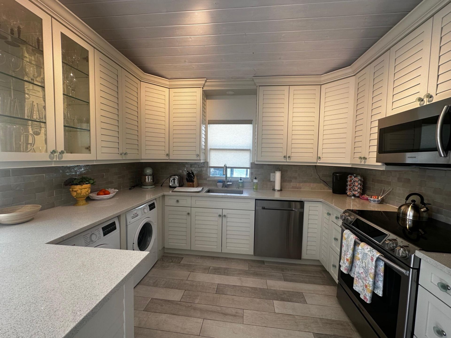 323 NE 7th Avenue, Unit B, Delray Beach, FL 33483 Photo