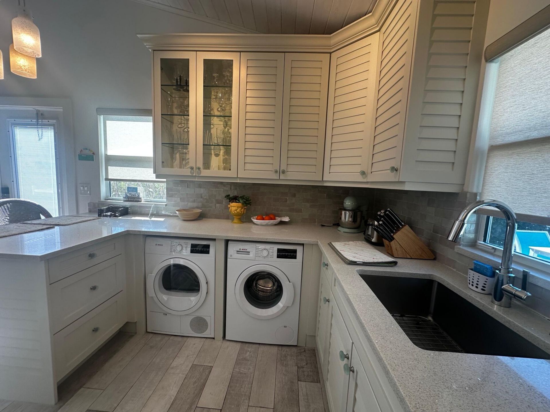 323 NE 7th Avenue, Unit B, Delray Beach, FL 33483 Photo