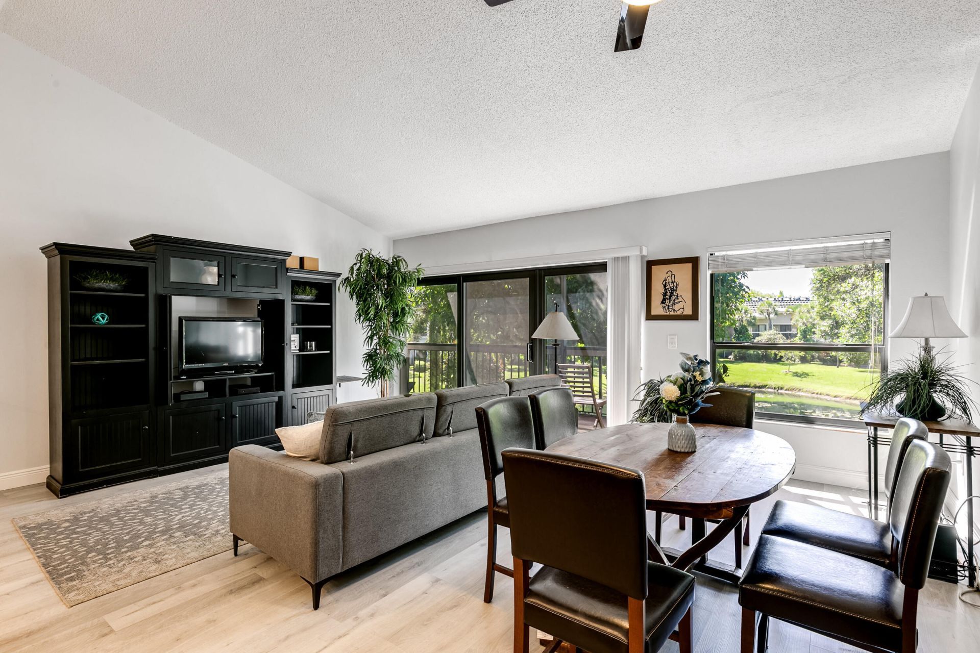 11863 Wimbledon Circle, Unit 526, Wellington, FL 33414 Photo