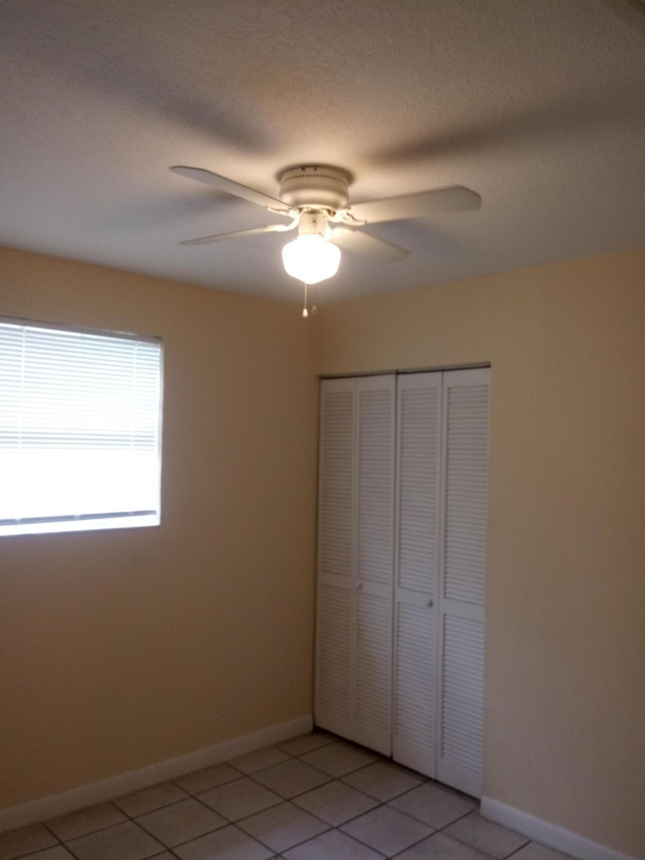 1011 NW 8th Street, Unit 3, Hallandale Beach, FL 33009 Photo