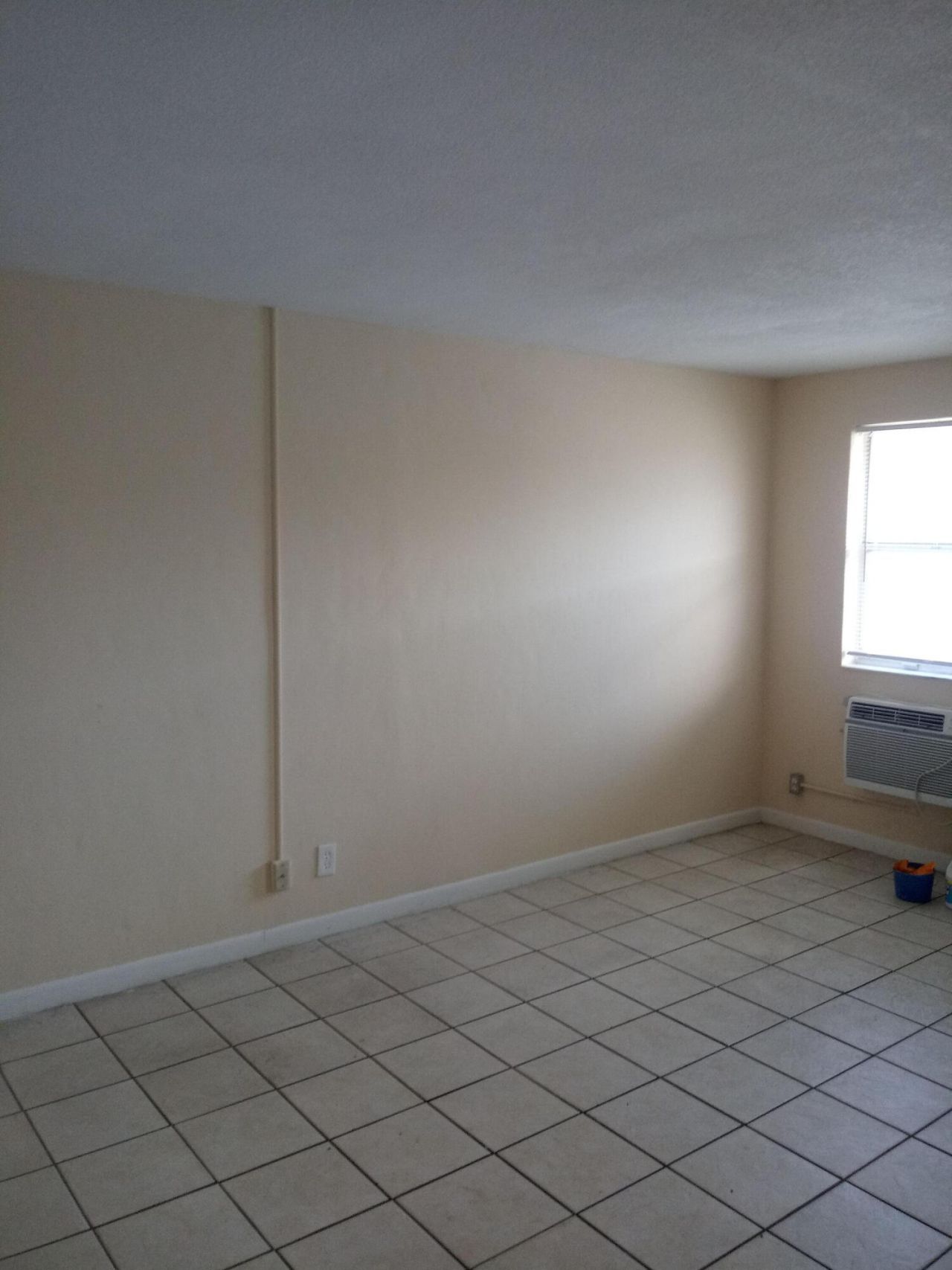 1011 NW 8th Street, Unit 3, Hallandale Beach, FL 33009 Photo