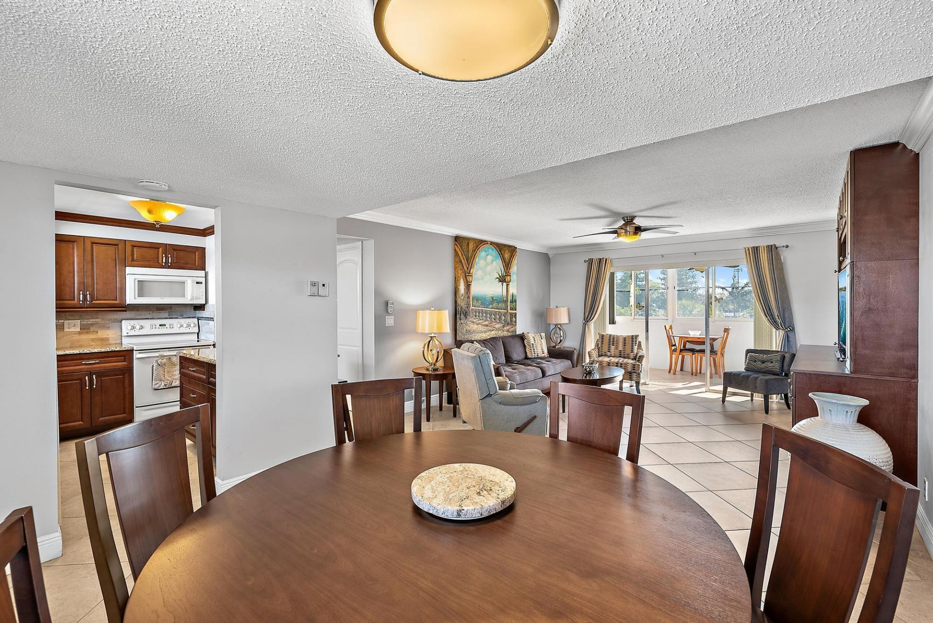 225 Bonnie Boulevard, Unit 407, Palm Springs, FL 33461 Photo