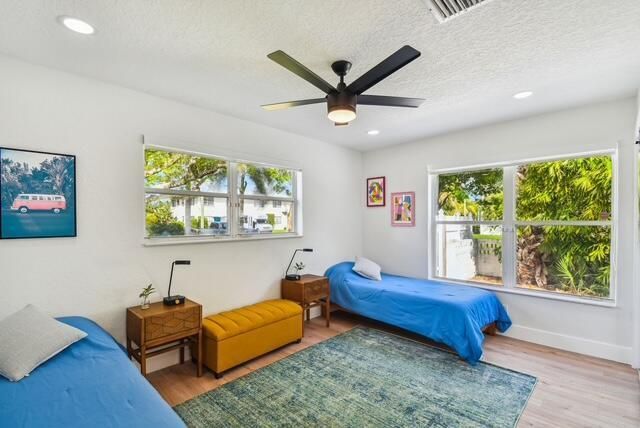 702 NE 10th Avenue, Boynton Beach, FL 33435 Photo