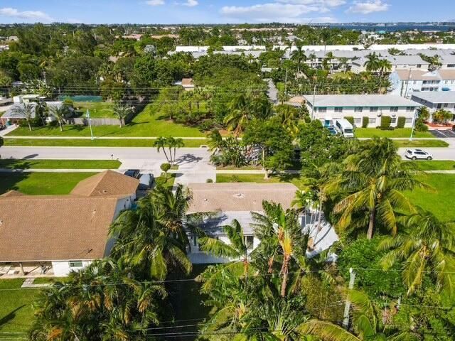 702 NE 10th Avenue, Boynton Beach, FL 33435 Photo