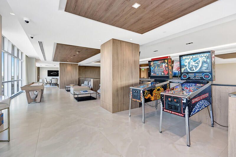 220 Lake Shore Drive, Unit 2105, Lake Park, FL 33403 Photo