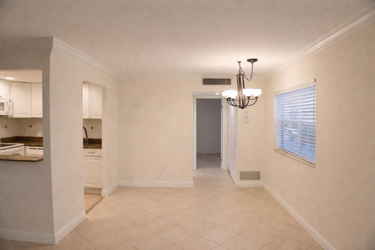 638 Saxony N, Delray Beach, FL 33446 Photo