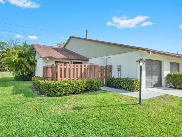 3789 Cocoloba Lane, Boynton Beach, FL 33436