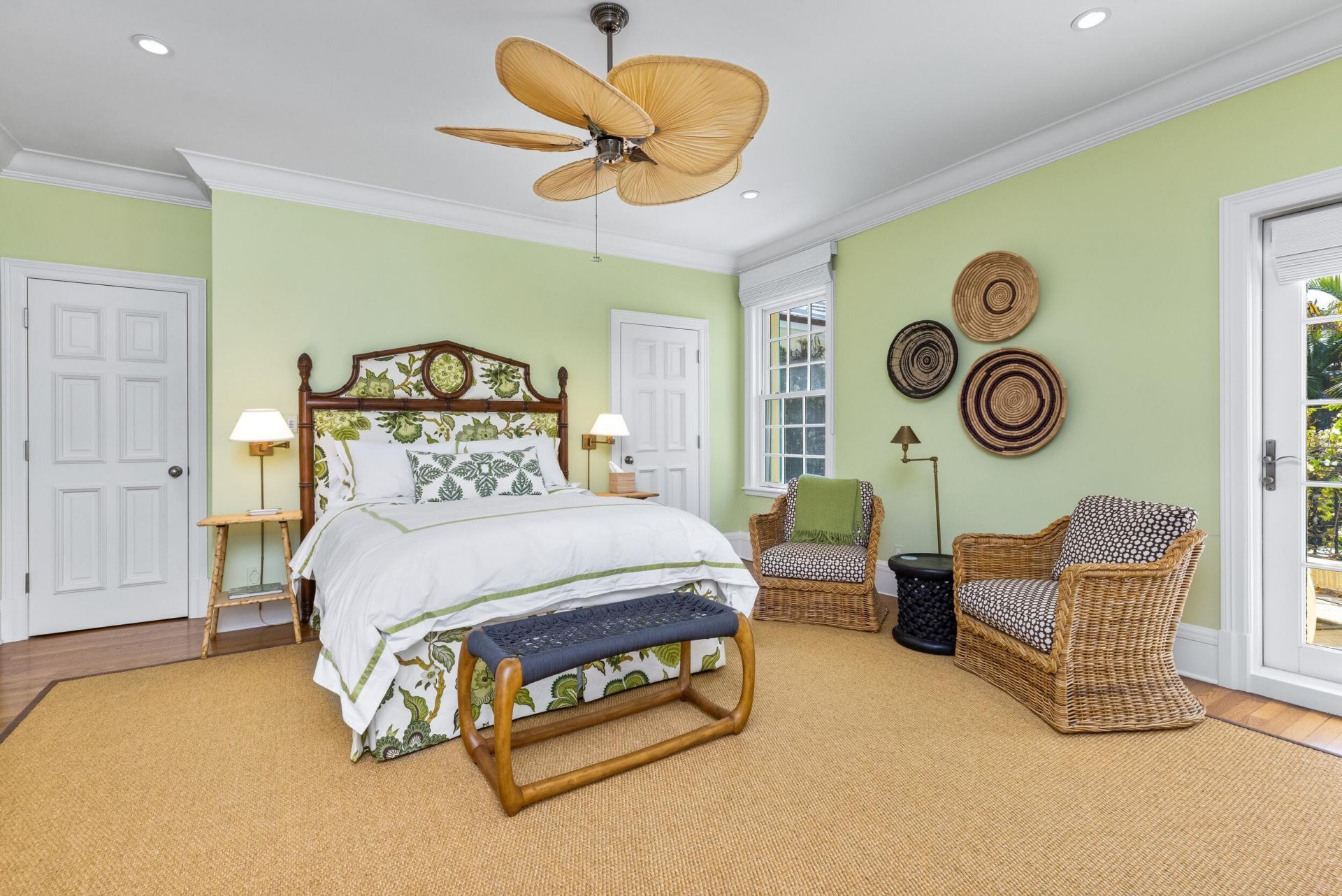 246 Emerald Lane, Palm Beach, FL 33480 Photo