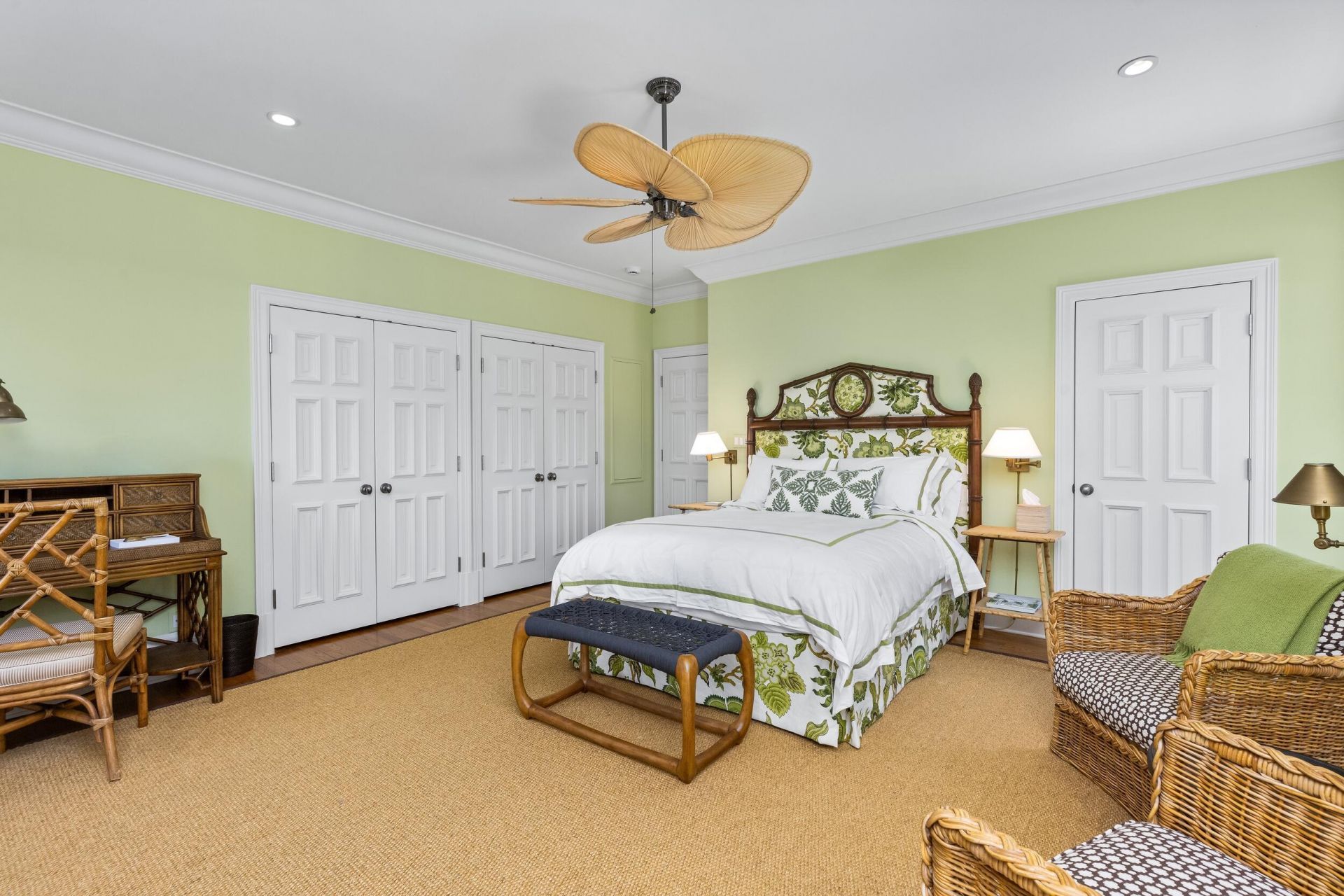 246 Emerald Lane, Palm Beach, FL 33480 Photo