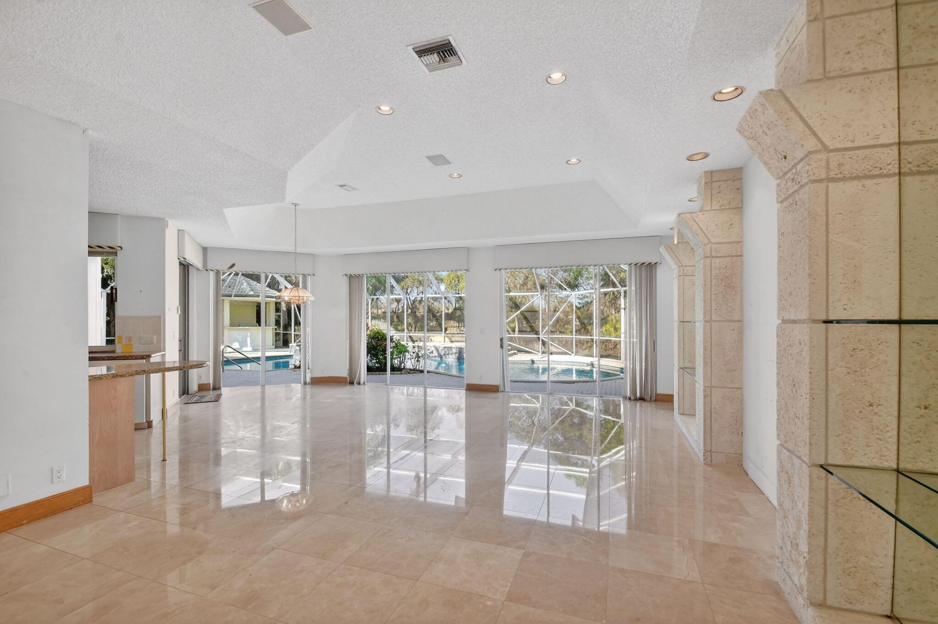 1711 Breakers West Boulevard, West Palm Beach, FL 33411 Photo