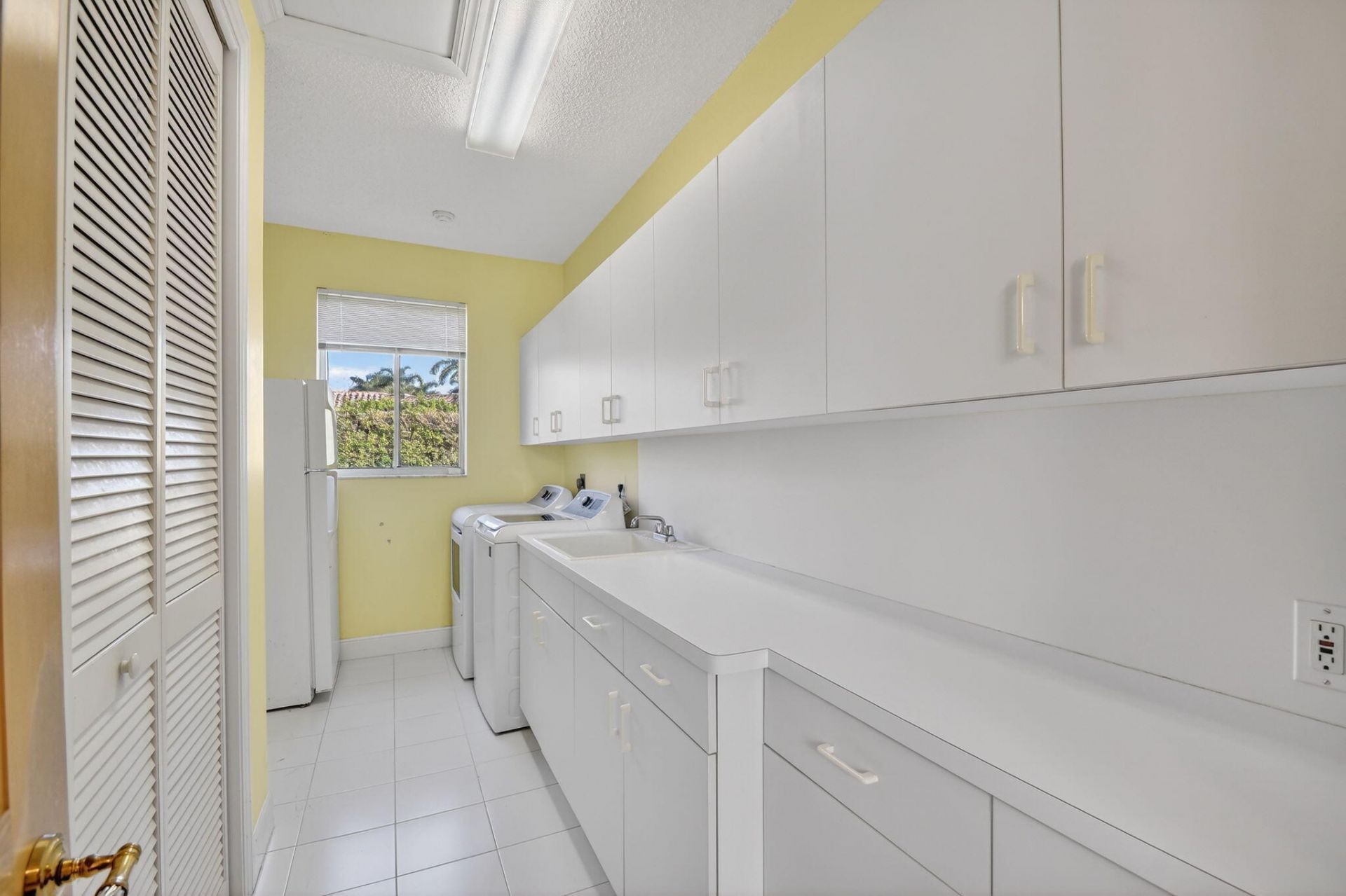 1711 Breakers West Boulevard, West Palm Beach, FL 33411 Photo