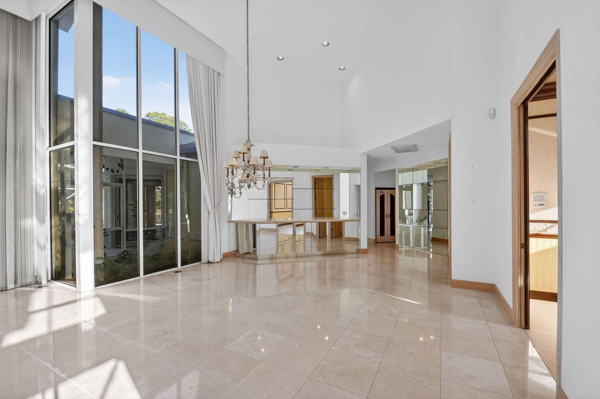 1711 Breakers West Boulevard, West Palm Beach, FL 33411 Photo