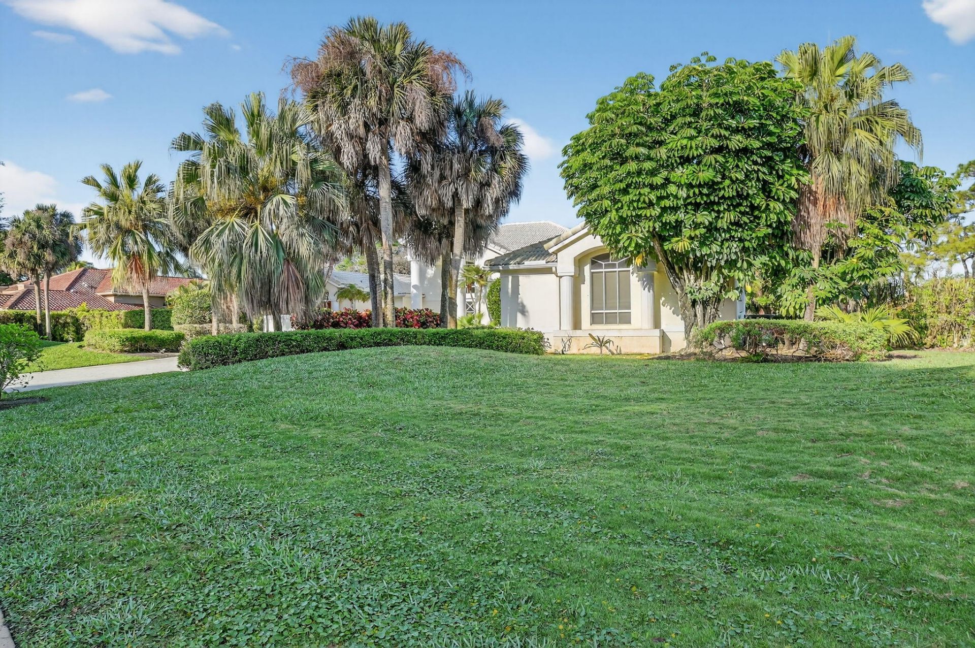 1711 Breakers West Boulevard, West Palm Beach, FL 33411 Photo